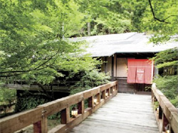 Chez Brousse(シェ ブラウゼ)
岐阜県多治見市小名田町小滝5-6 Chez Brousse(シェ ブラウゼ)
岐阜県多治見市小名田町小滝5-6