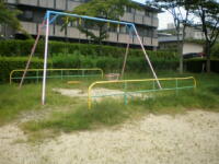 ぶらんこ