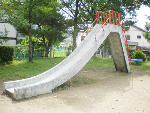 こぶたこうえん