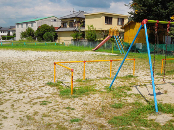 鳴湫広場
