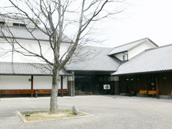 さかづき美術館